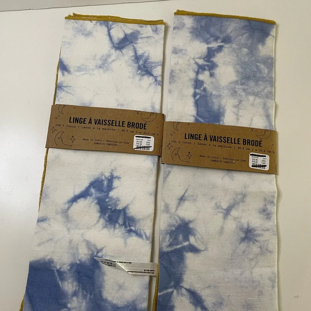 Set of 2 NWT Urban Outfitters Celestial Tie-Dye Tea Towels
